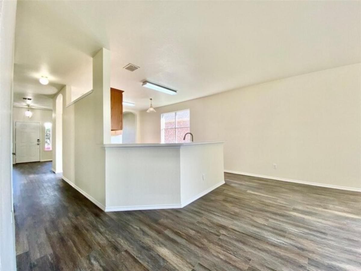 Picture of Home For Sale in Saginaw, Texas, United States