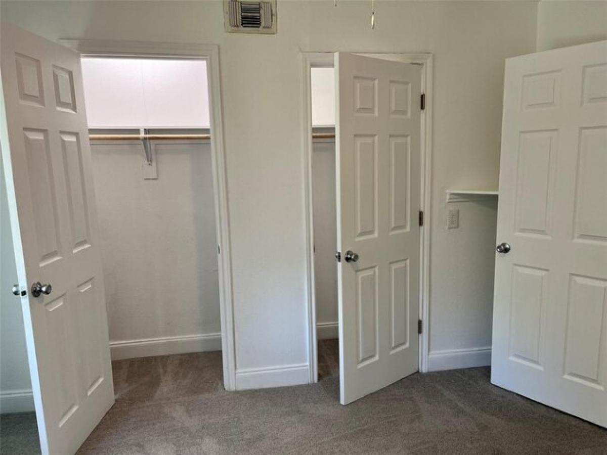 Picture of Home For Sale in Hurst, Texas, United States