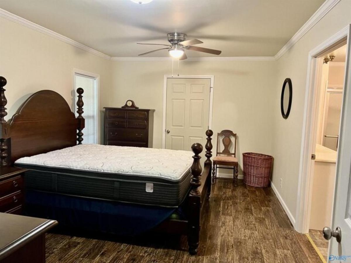 Picture of Home For Sale in Albertville, Alabama, United States