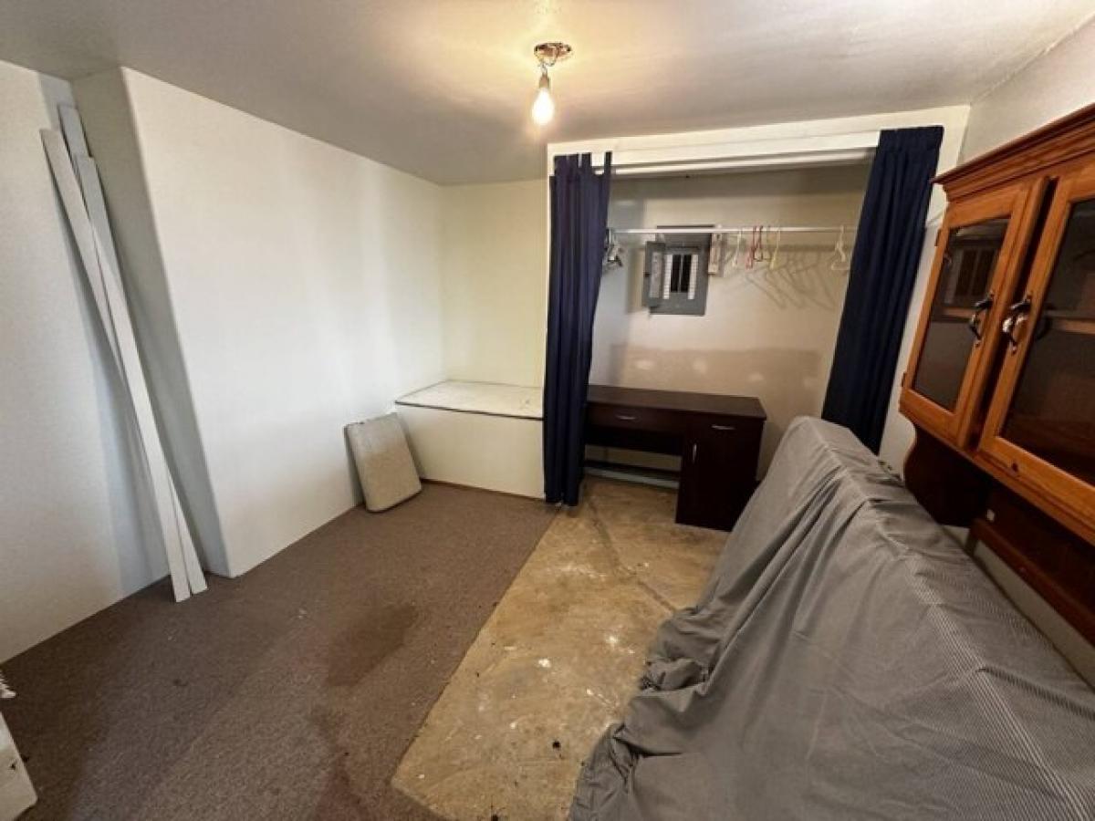 Picture of Home For Sale in Glasgow, Montana, United States