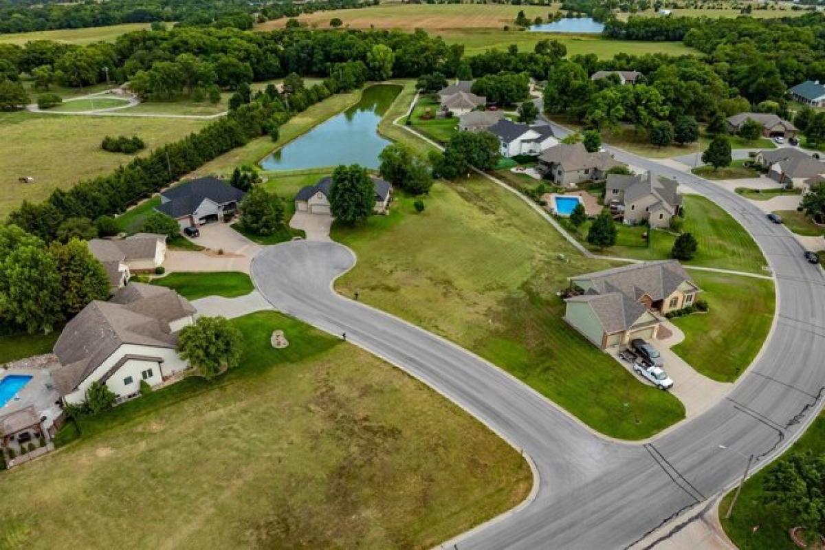 Picture of Residential Land For Sale in Andover, Kansas, United States