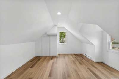 Home For Sale in Valley Stream, New York