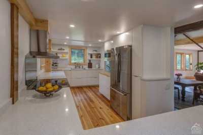 Home For Sale in Germantown, New York