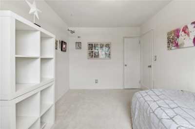 Home For Sale in Little Neck, New York