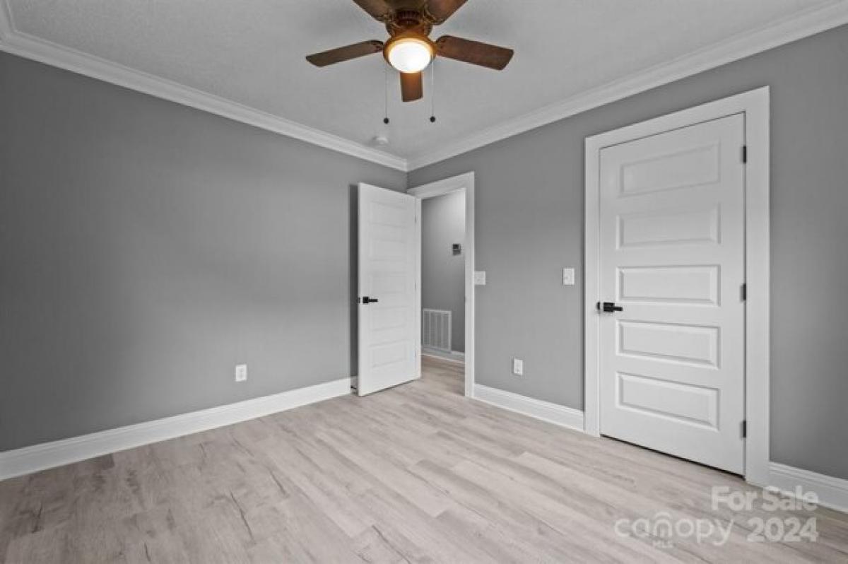 Picture of Home For Sale in Wadesboro, North Carolina, United States