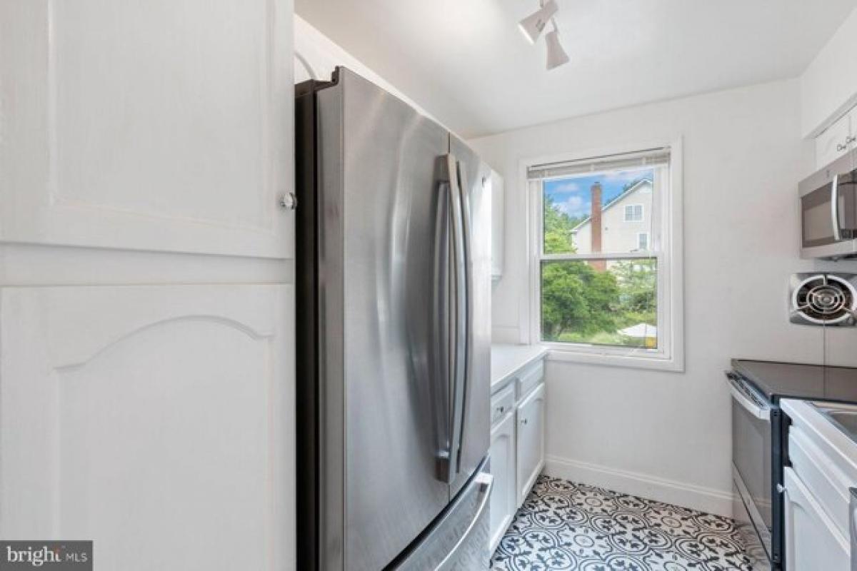 Picture of Home For Sale in Cabin John, Maryland, United States