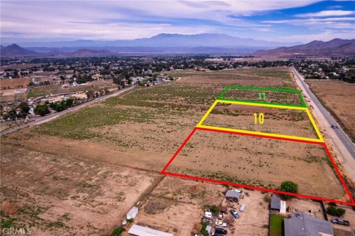 Picture of Residential Land For Sale in Nuevo, California, United States