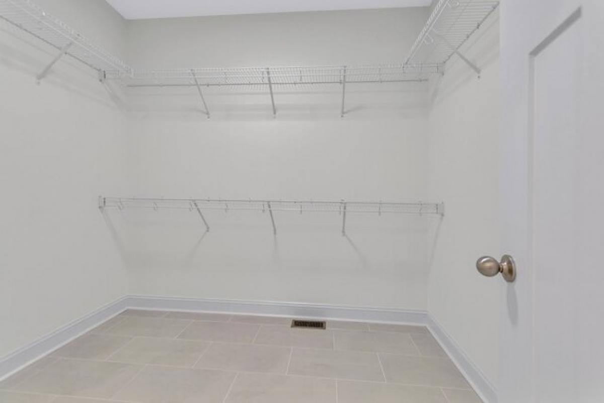 Picture of Home For Sale in Clarksville, Tennessee, United States