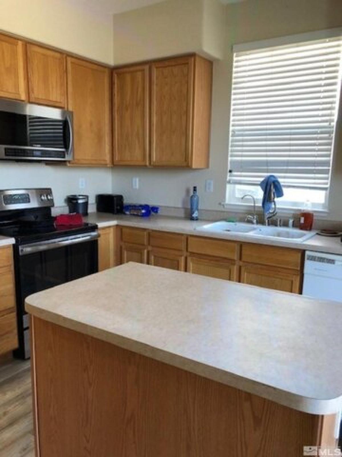 Picture of Home For Sale in Reno, Nevada, United States