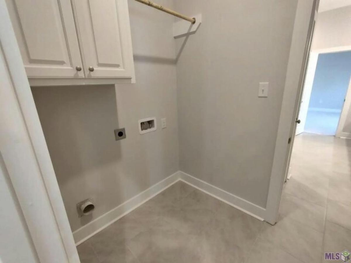 Picture of Home For Sale in Baton Rouge, Louisiana, United States