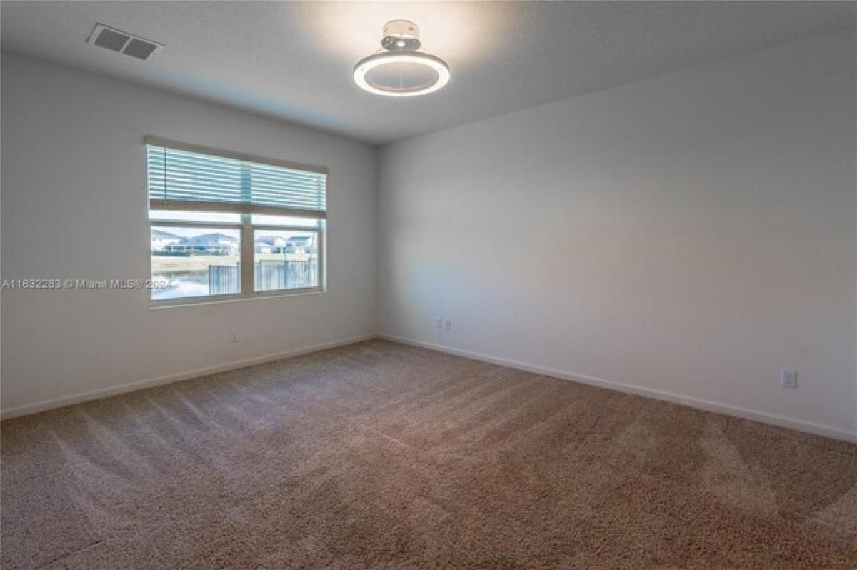 Picture of Home For Sale in Port Saint Lucie, Florida, United States