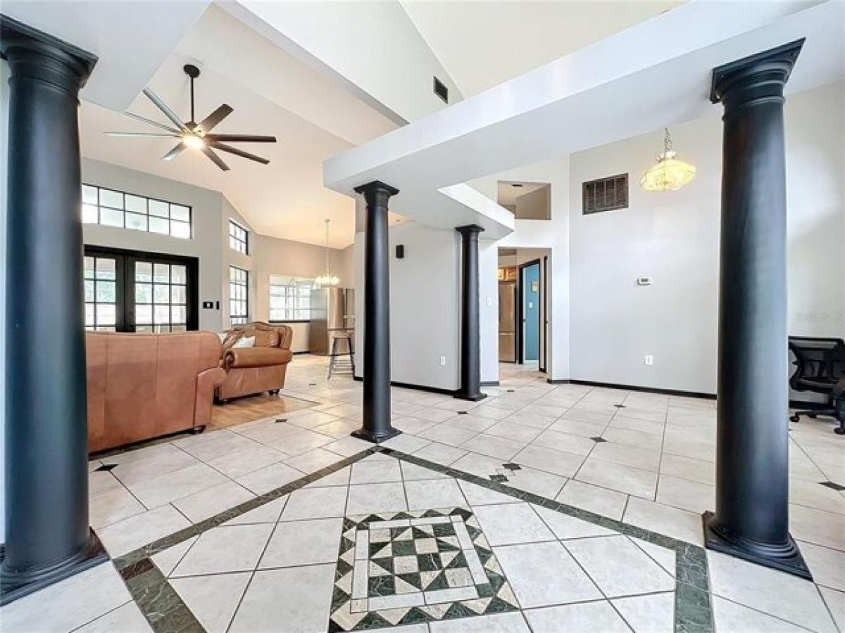 Picture of Home For Sale in Oviedo, Florida, United States