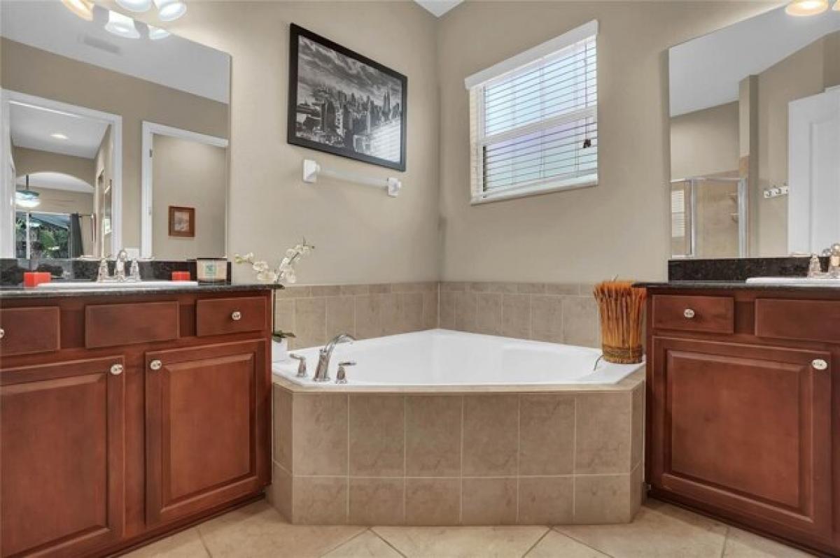 Picture of Home For Sale in Windermere, Florida, United States