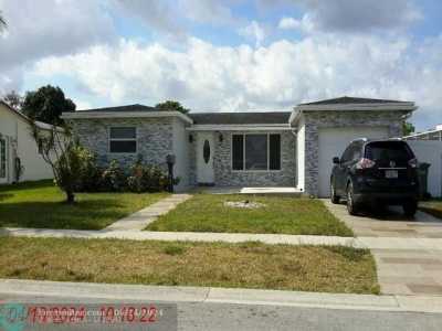 Home For Sale in Margate, Florida
