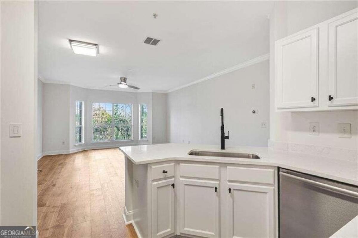 Picture of Home For Sale in Atlanta, Georgia, United States