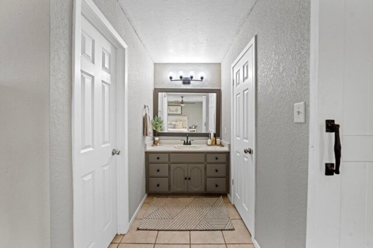 Picture of Home For Sale in Kerrville, Texas, United States