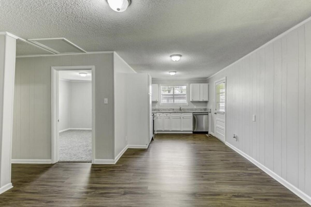 Picture of Home For Sale in Memphis, Tennessee, United States