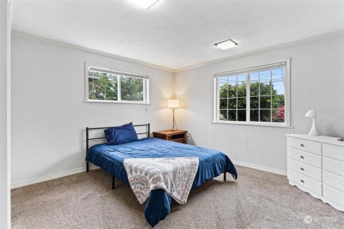 Picture of Home For Sale in Everett, Washington, United States