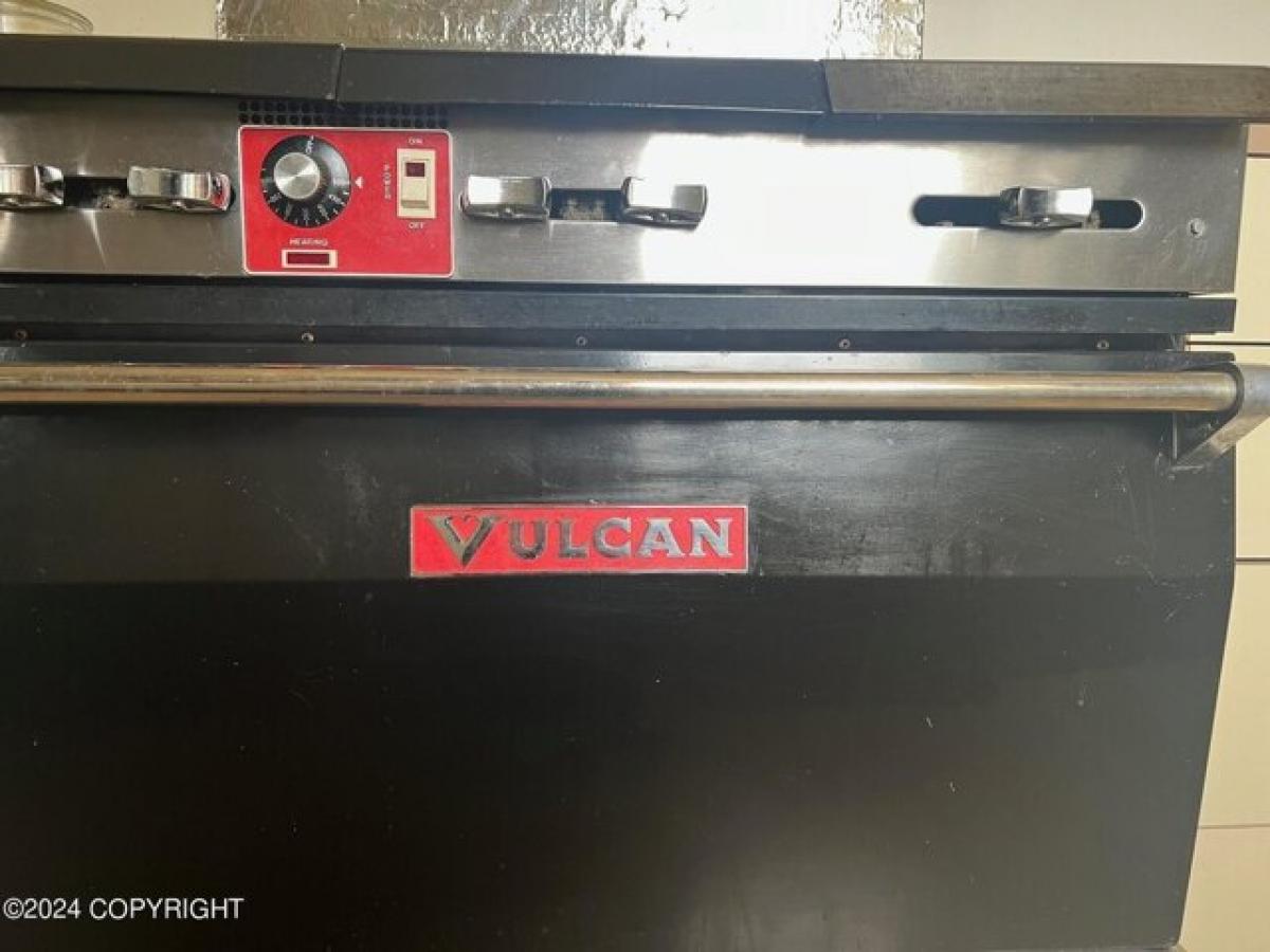 Picture of Home For Sale in Anchorage, Alaska, United States