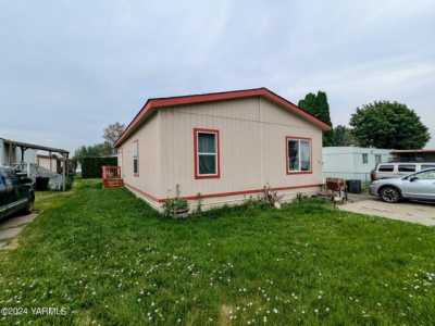 Home For Sale in Yakima, Washington
