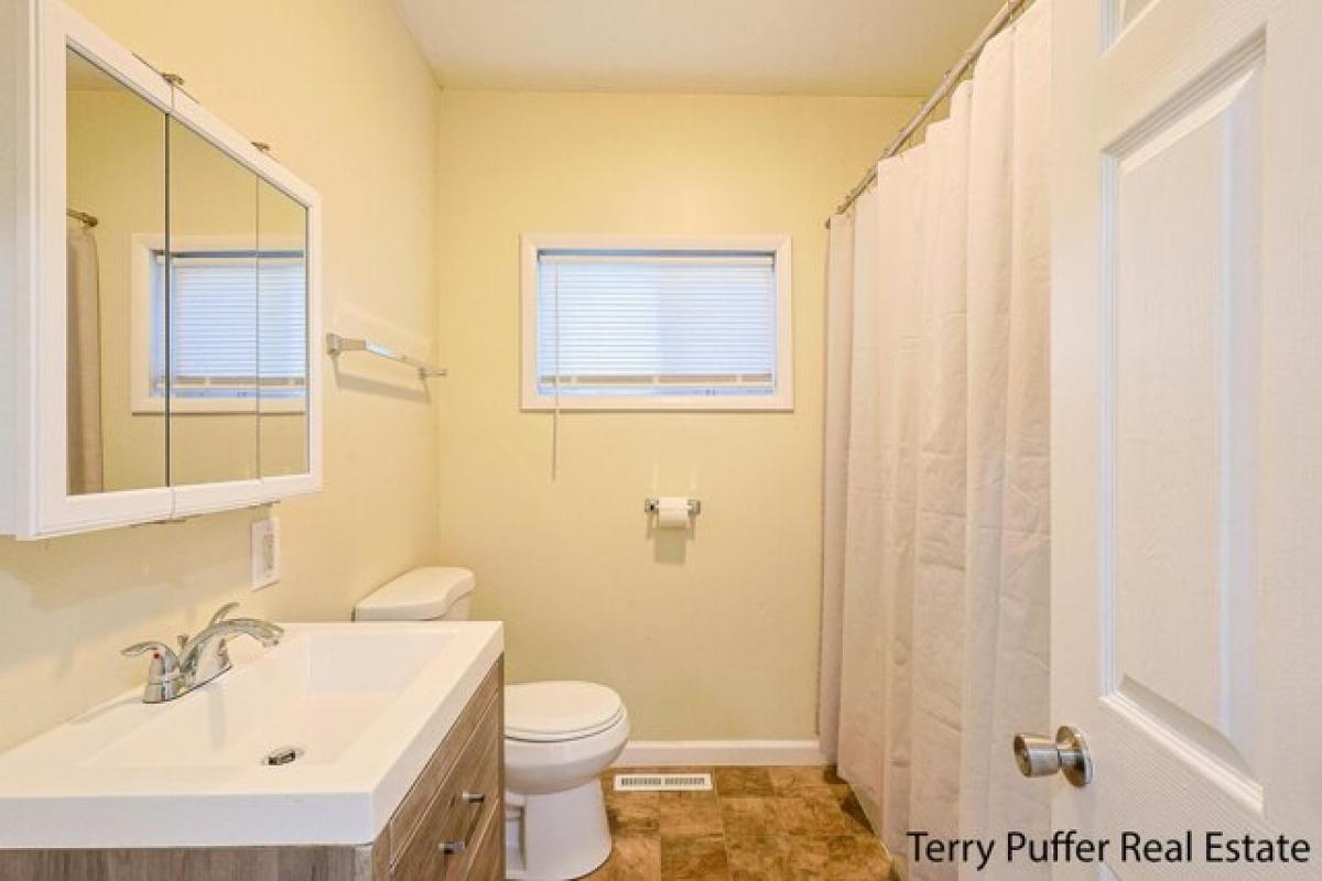 Picture of Home For Sale in Muskegon, Michigan, United States