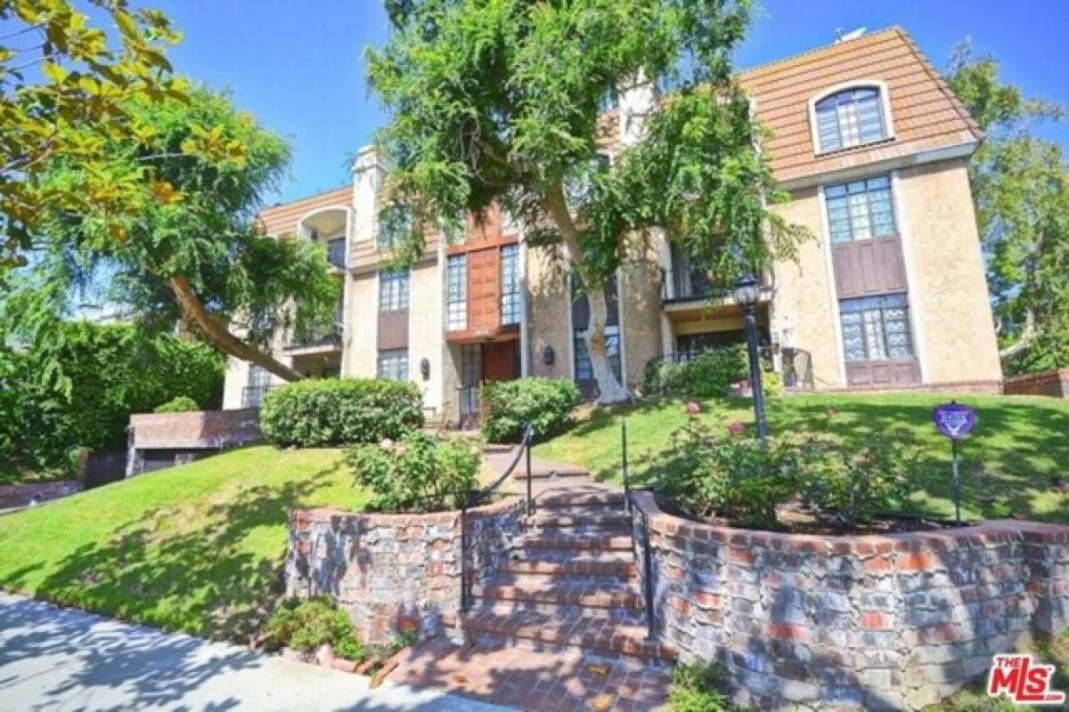 Picture of Home For Sale in Los Angeles, California, United States