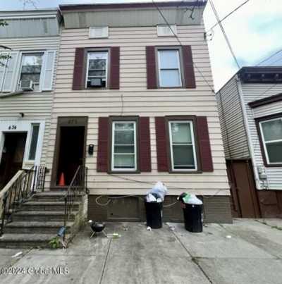 Home For Sale in Albany, New York