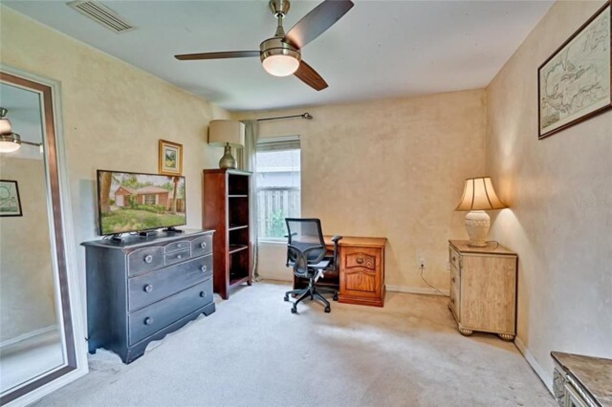 Picture of Home For Sale in Gainesville, Florida, United States