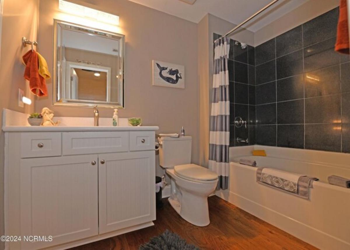 Picture of Home For Sale in Southport, North Carolina, United States