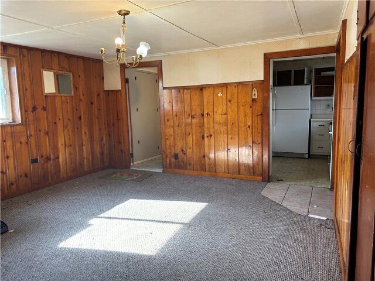 Picture of Home For Sale in Pittsburgh, Pennsylvania, United States