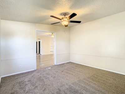 Home For Sale in Wesley Chapel, Florida