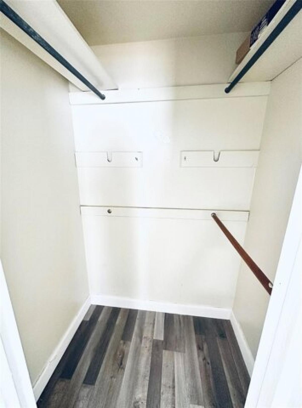 Picture of Home For Sale in Arlington, Texas, United States