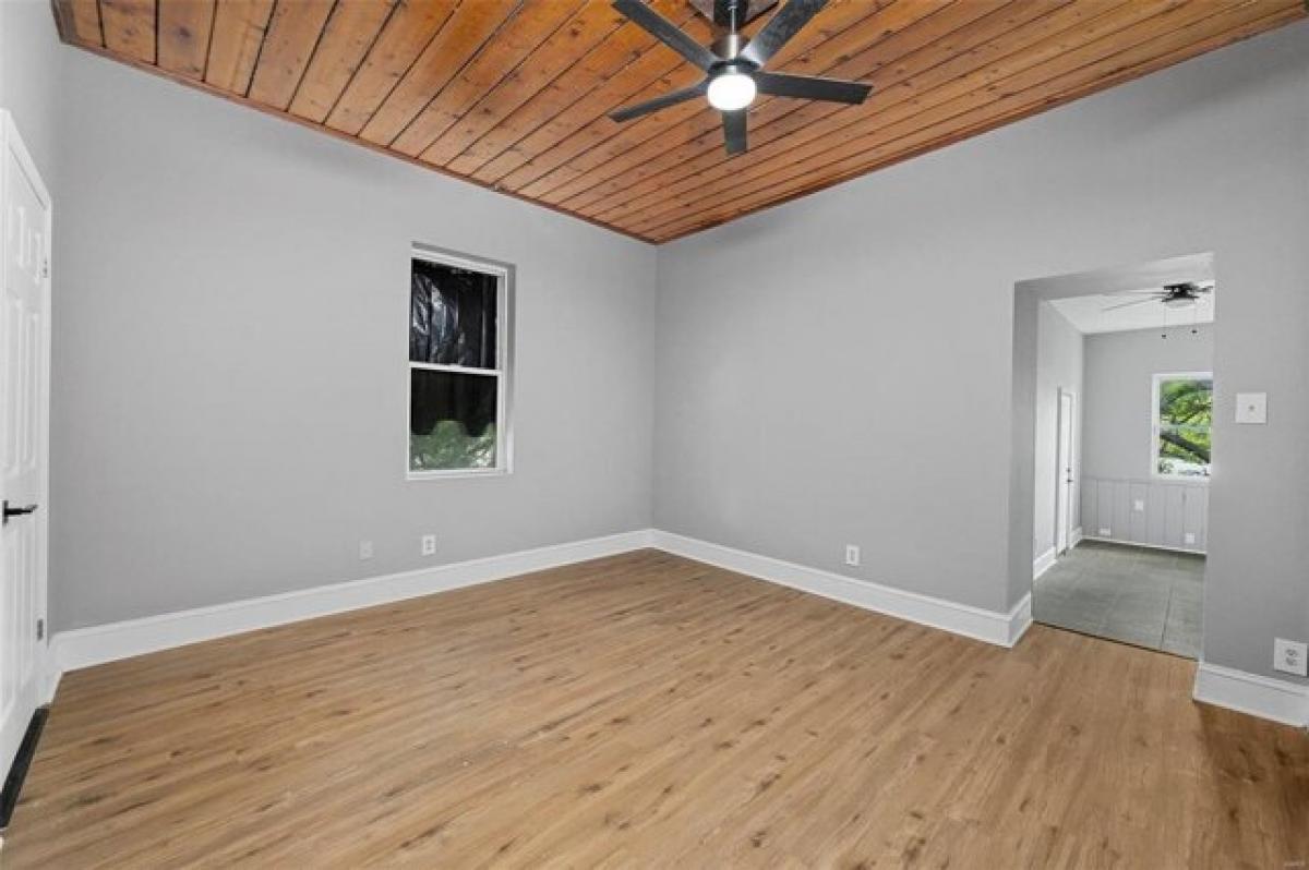 Picture of Home For Sale in Saint Louis, Missouri, United States