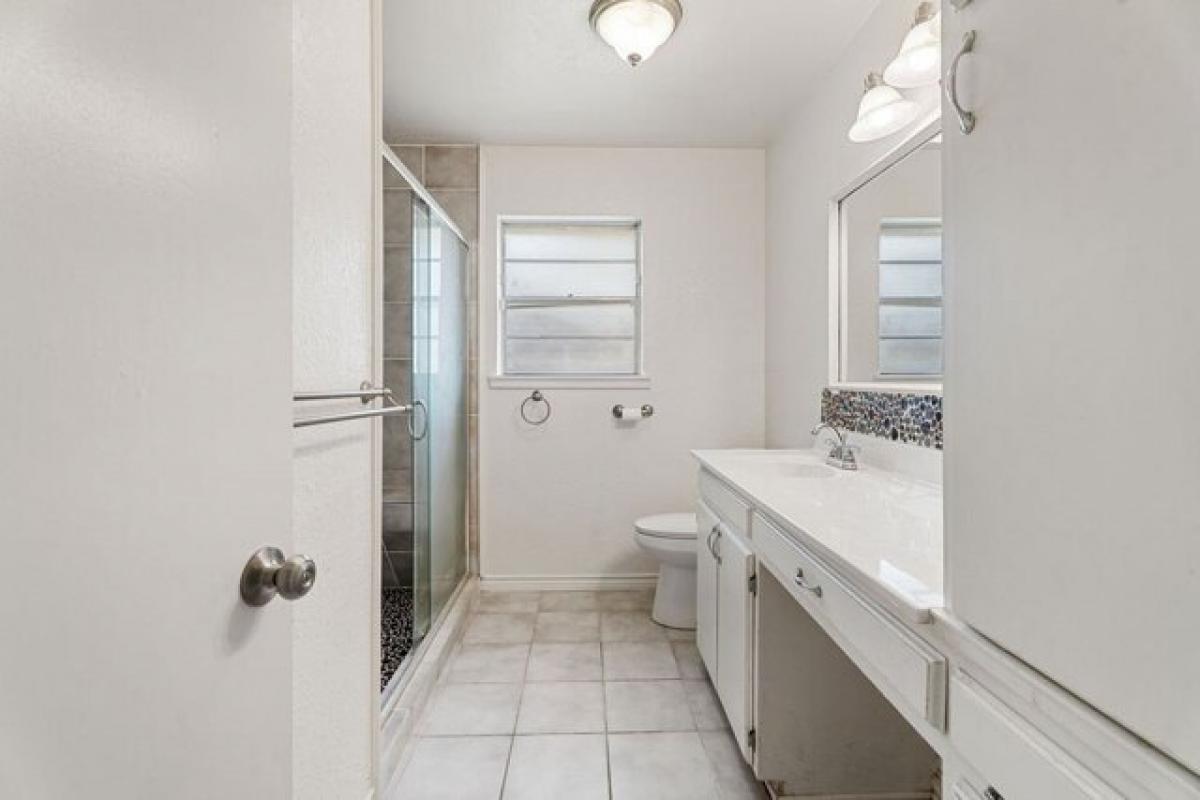 Picture of Home For Sale in Big Spring, Texas, United States