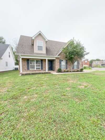 Home For Sale in Murfreesboro, Tennessee