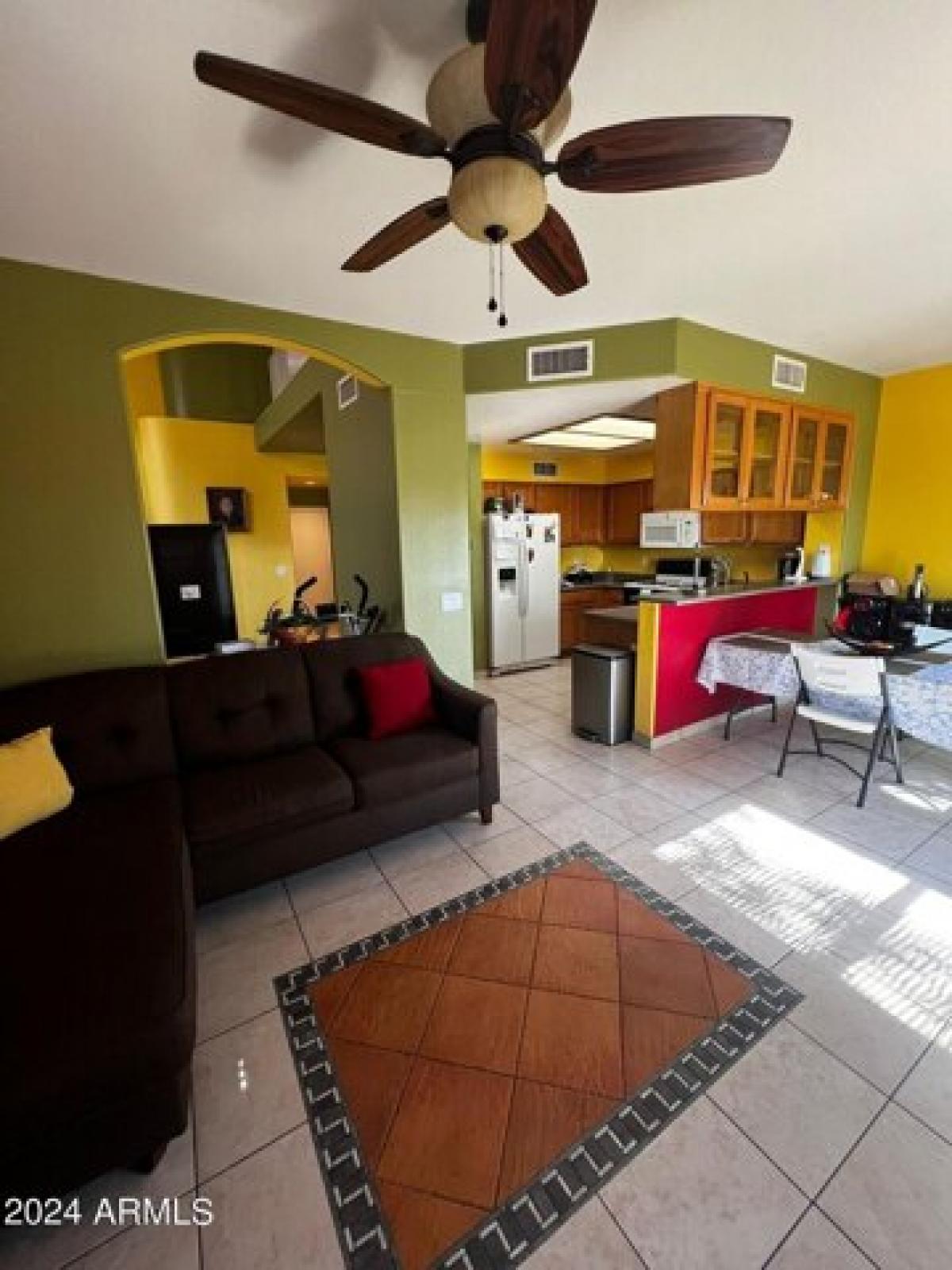 Picture of Home For Sale in Avondale, Arizona, United States