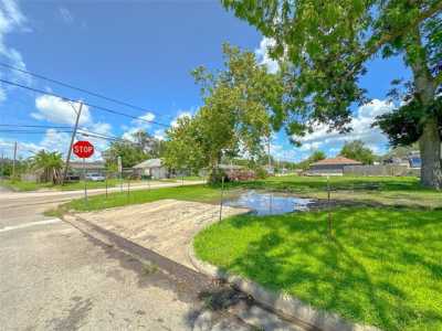 Residential Land For Sale in Baytown, Texas