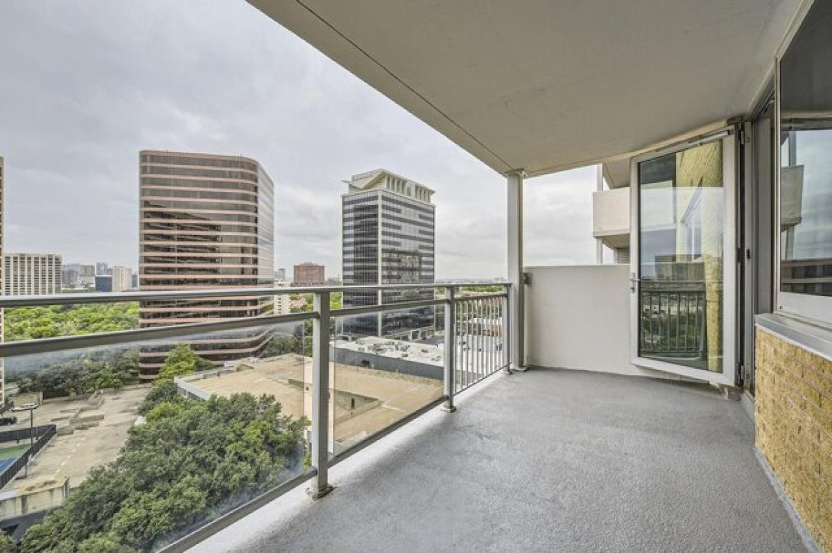 Picture of Home For Sale in Dallas, Texas, United States