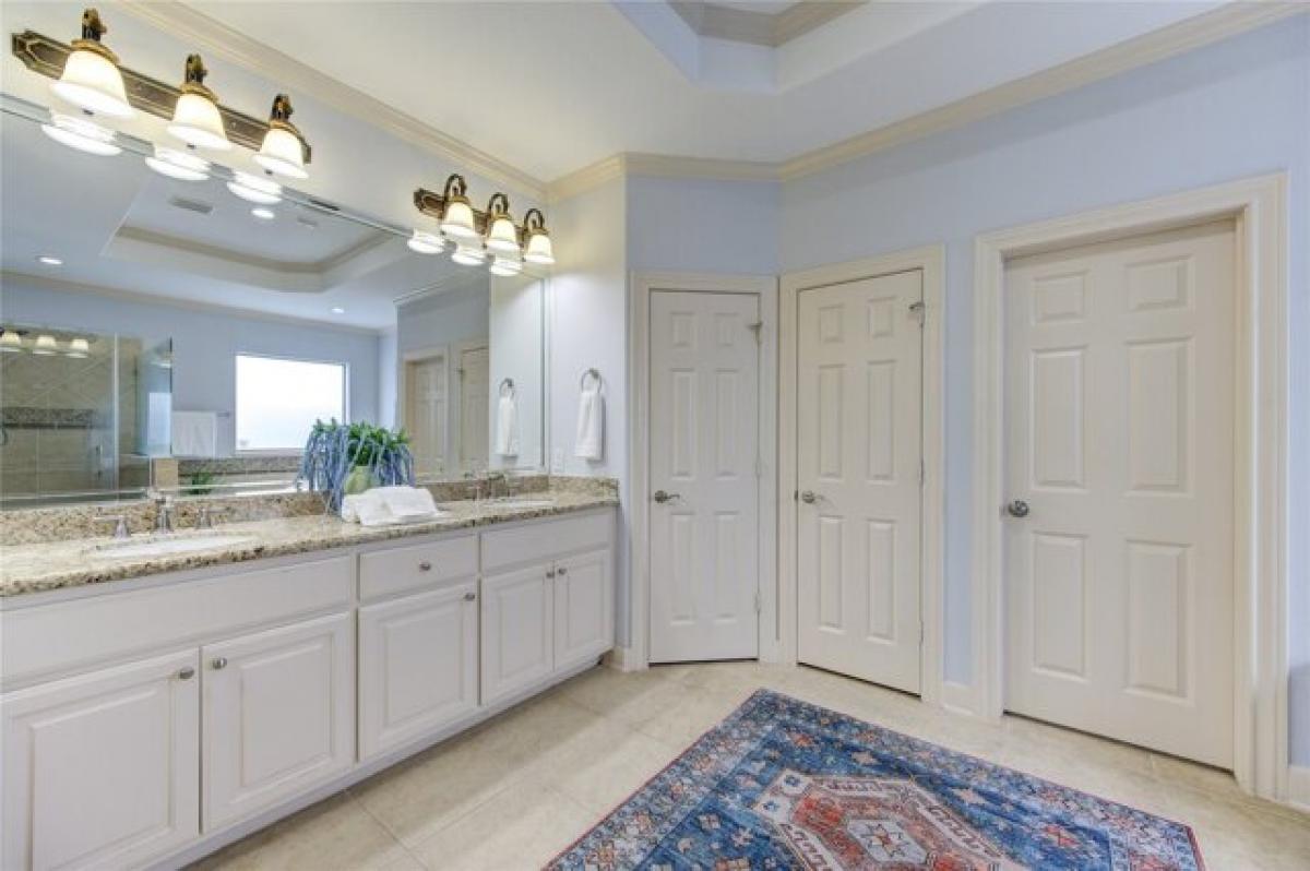 Picture of Home For Sale in Houston, Texas, United States