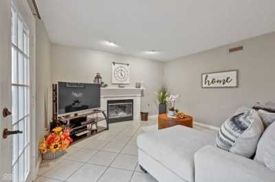 Home For Sale in Greenwood, Indiana