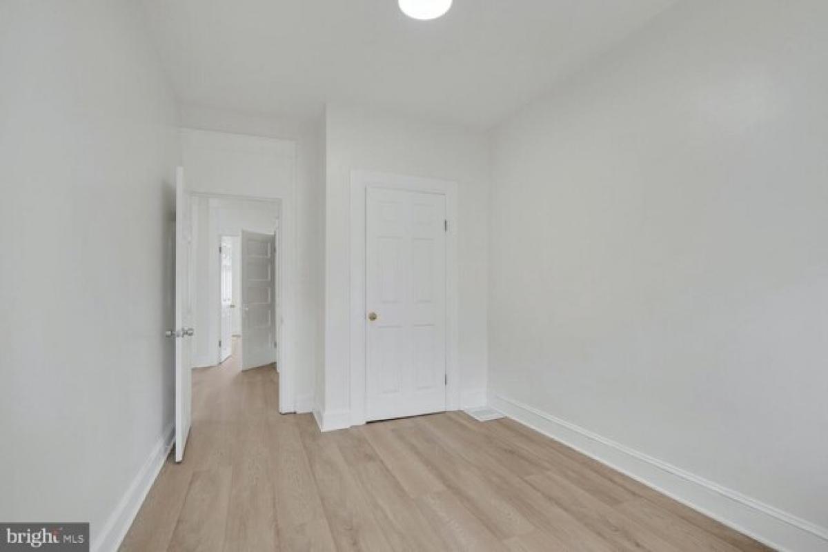 Picture of Home For Sale in Baltimore, Maryland, United States