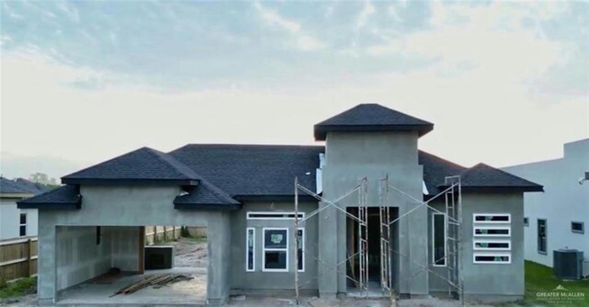 Picture of Home For Sale in Edinburg, Texas, United States