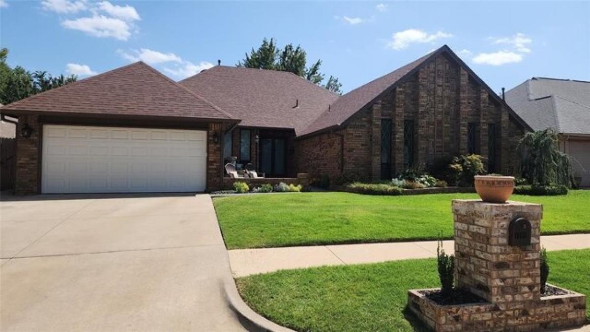 Picture of Home For Sale in Edmond, Oklahoma, United States