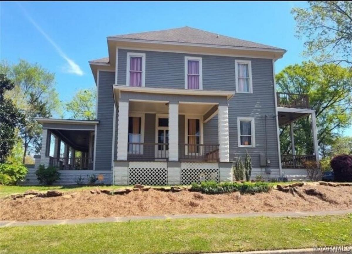 Picture of Home For Sale in Montgomery, Alabama, United States