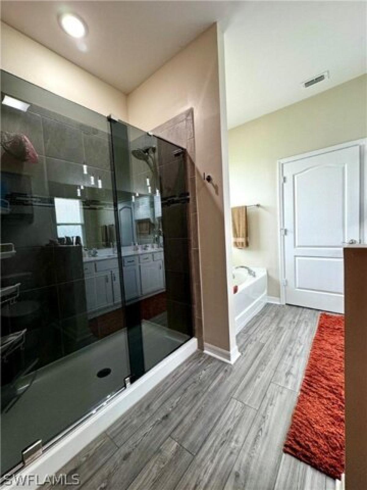 Picture of Home For Sale in Cape Coral, Florida, United States