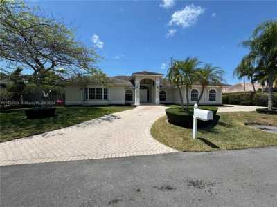 Home For Sale in Miami, Florida
