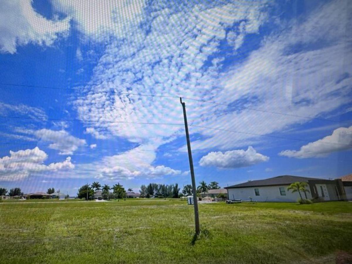 Picture of Residential Land For Sale in Cape Coral, Florida, United States