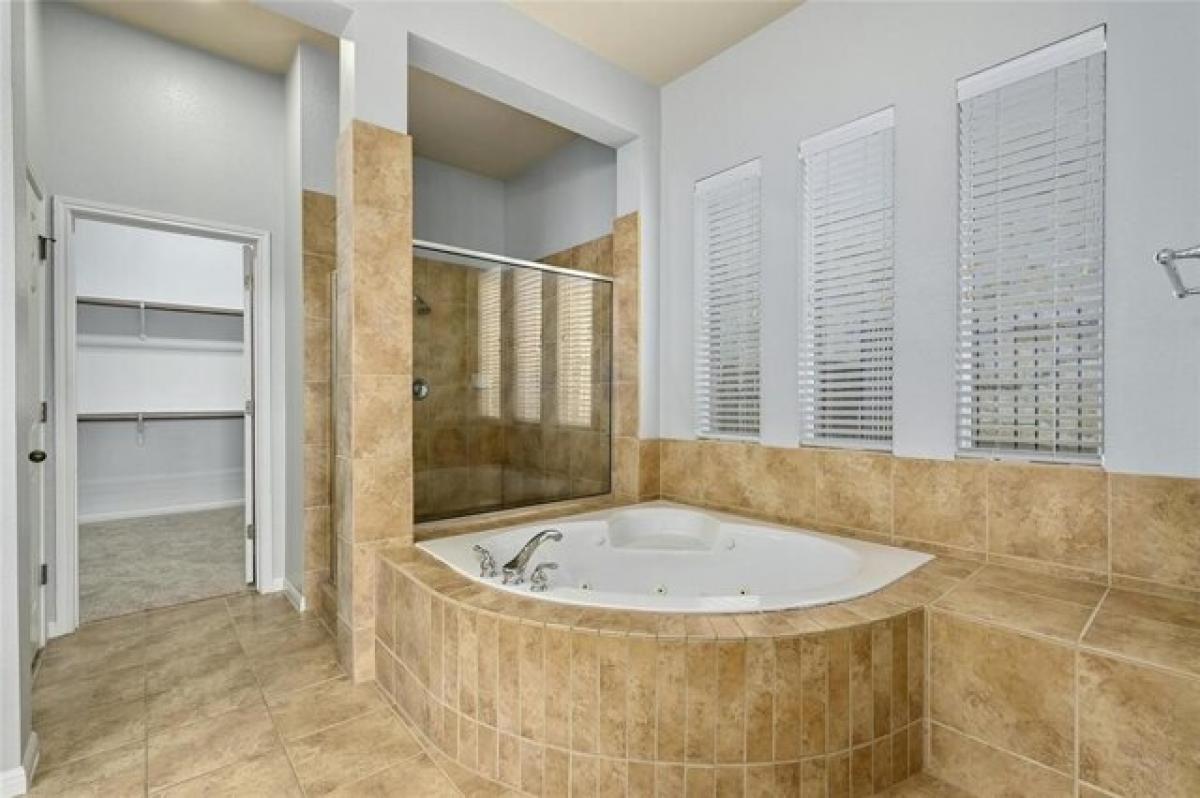 Picture of Home For Sale in Austin, Texas, United States