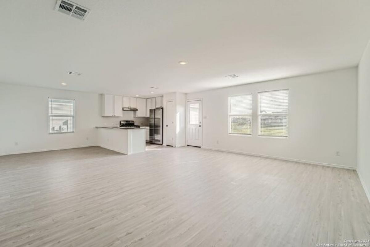 Picture of Home For Rent in San Antonio, Texas, United States