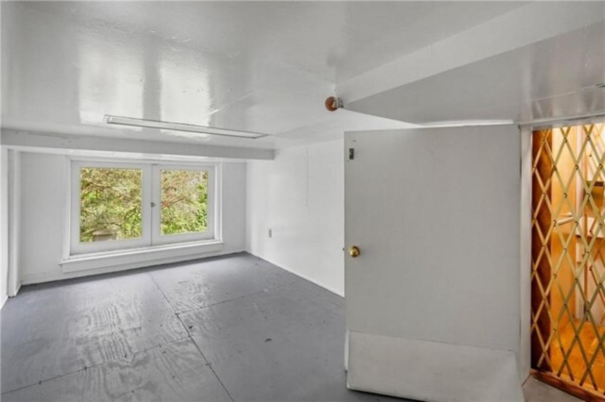 Picture of Home For Sale in New Orleans, Louisiana, United States